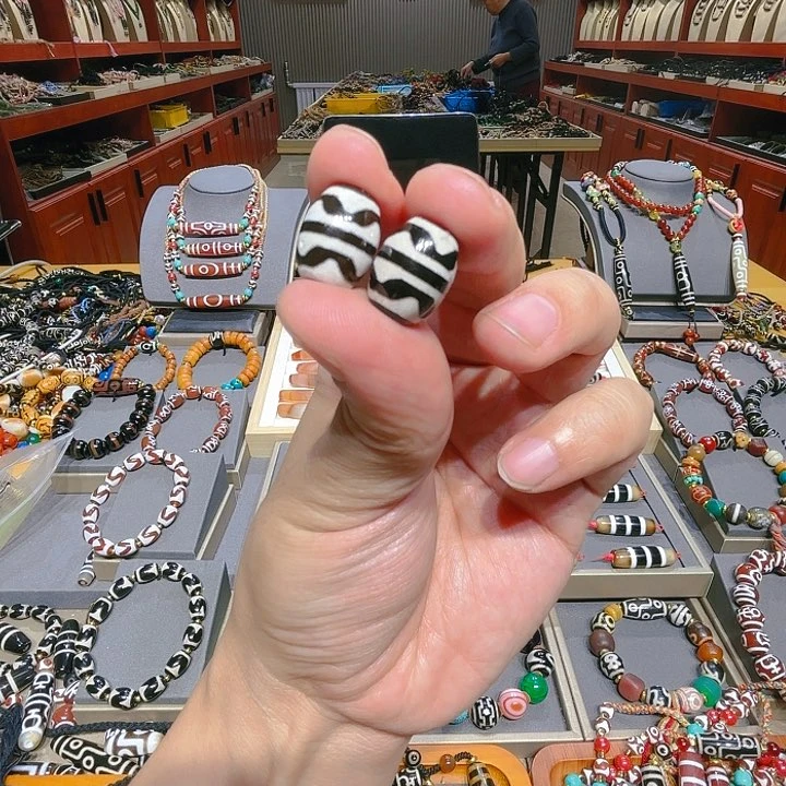 未镶嵌玛瑙/玉髓珠宝奇石