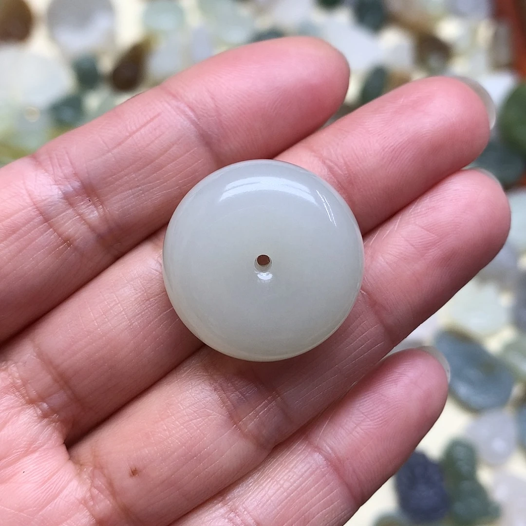 和田玉颈饰未镶嵌子*