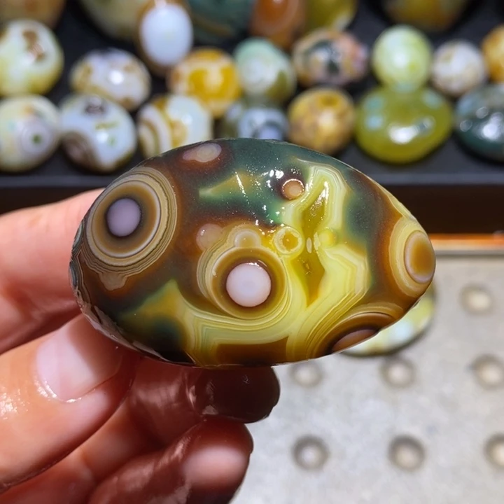 未镶嵌玛瑙/玉髓珠宝半成品46