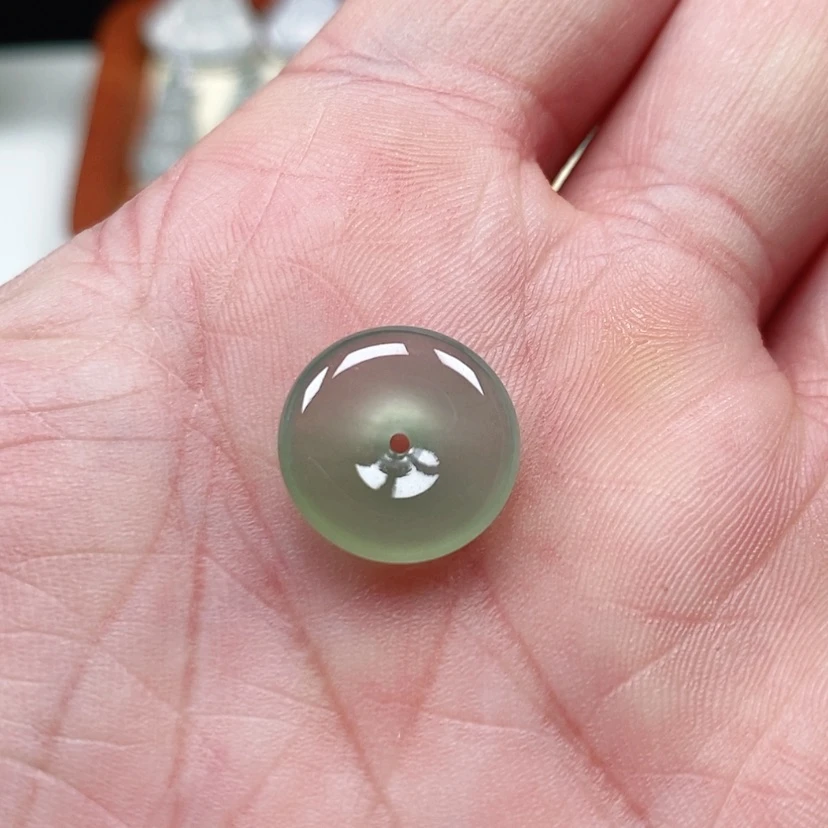 【闪购商品】翡翠吊坠(不含链)未镶嵌