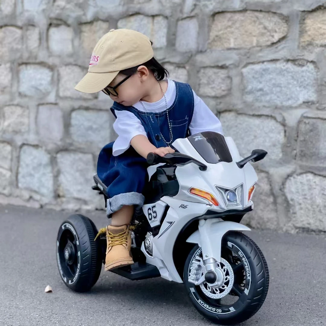 儿童电动摩托车小号1-3-5岁宝宝电瓶车男女孩可坐人充电遥控三轮