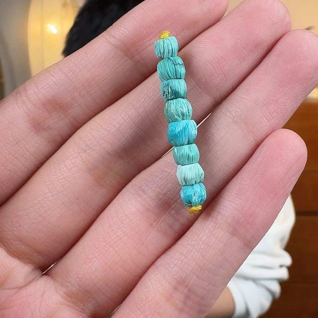 绿松石未镶嵌挂件