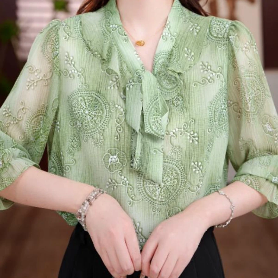 夏季新款V领2025淡月梧桐小衫套头衬衫洋气衣服时髦上衣女打底衫