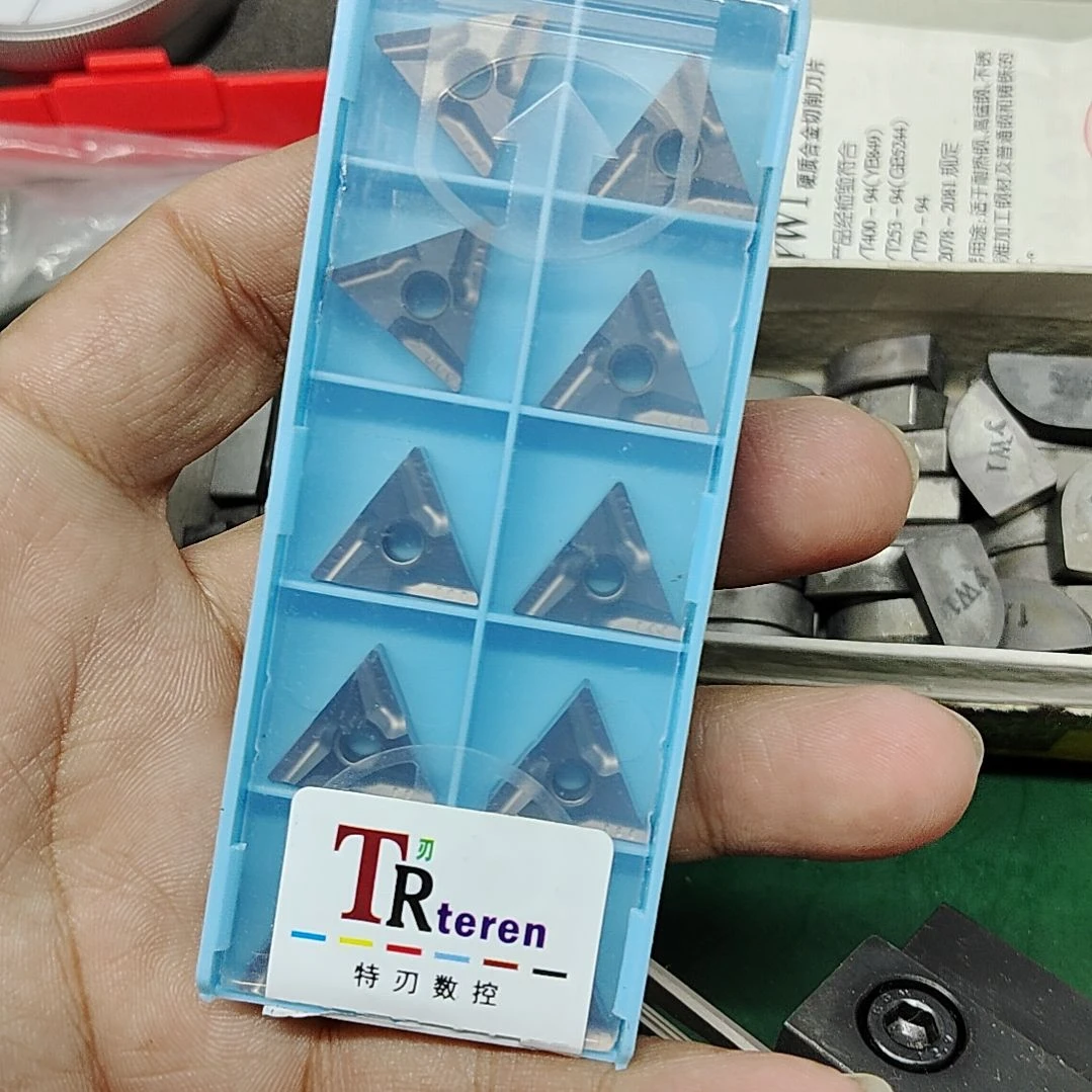 金属陶瓷的数控刀片