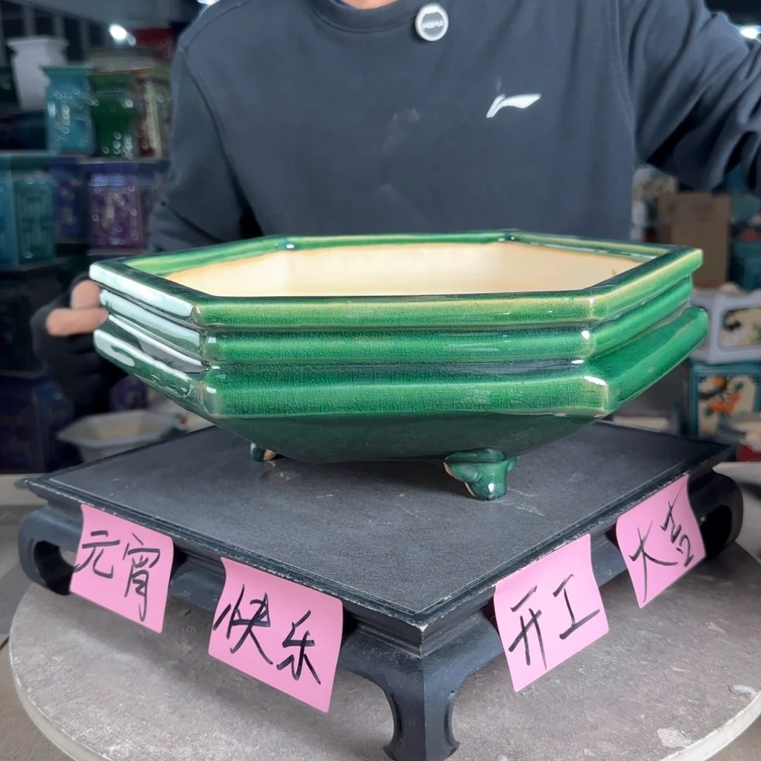 一风堂石湾花盆。