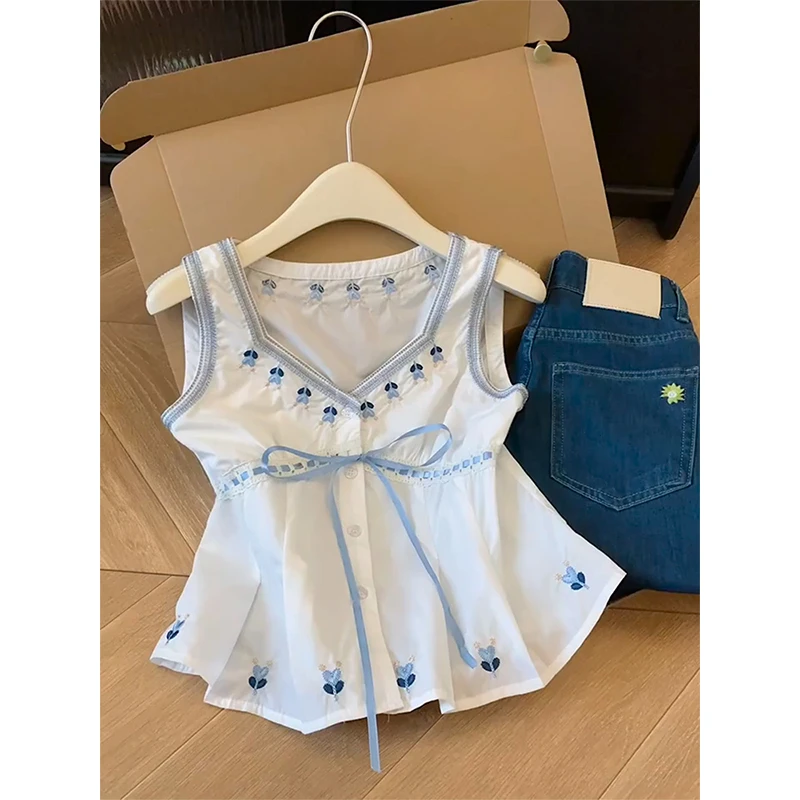 夏日多巴胺穿搭超好看设计感掐腰显瘦叠穿吊带背心女甜美娃娃上衣