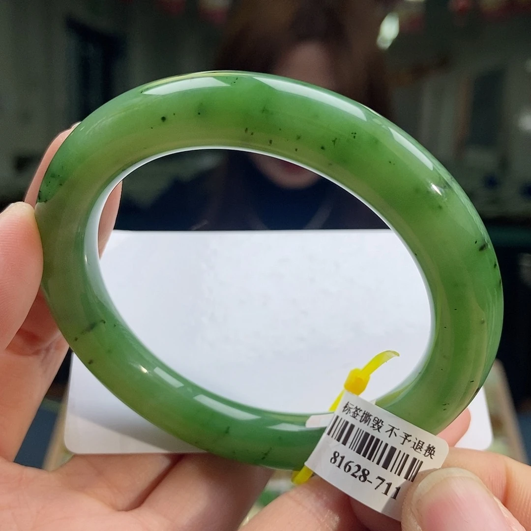 和田玉手镯未镶嵌56 57