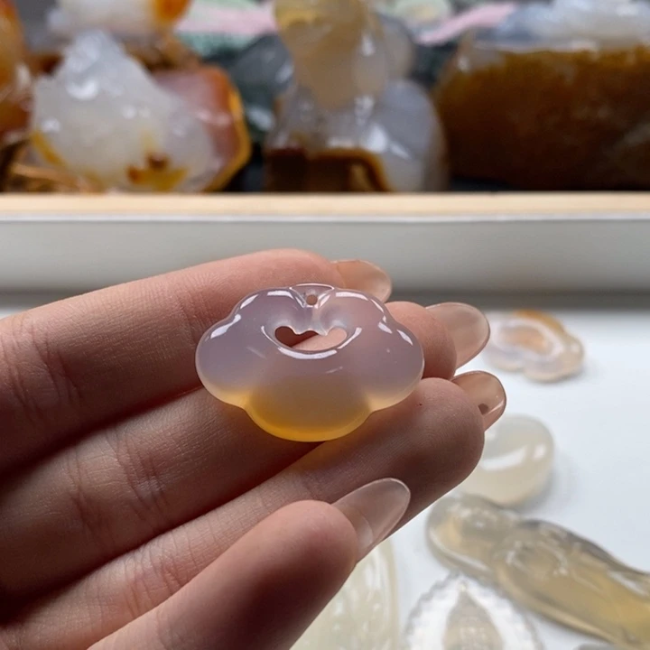 玛瑙/玉髓未镶嵌颈饰玛瑙