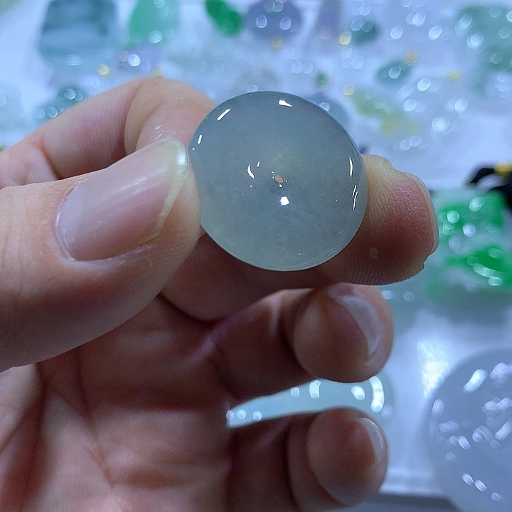 翡翠未镶嵌颈饰天然翡翠A货吊坠