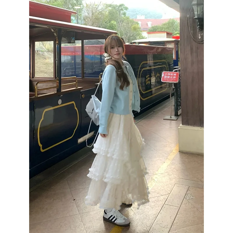 白色蕾丝蛋糕女初春2025新款浅春系韩系穿搭夏季长裙元气欧若风