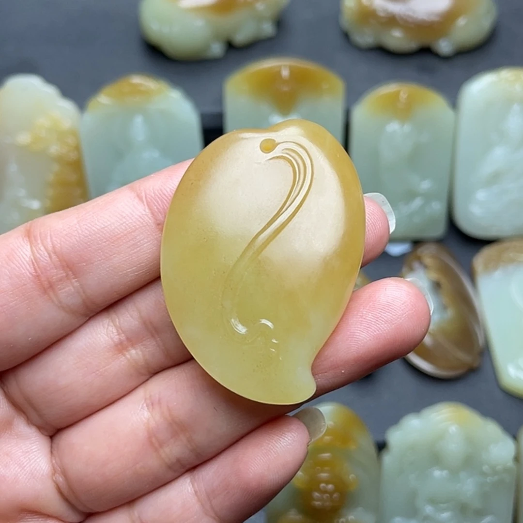 【闪购商品】和田玉（糖玉）未镶嵌颈饰艾*
