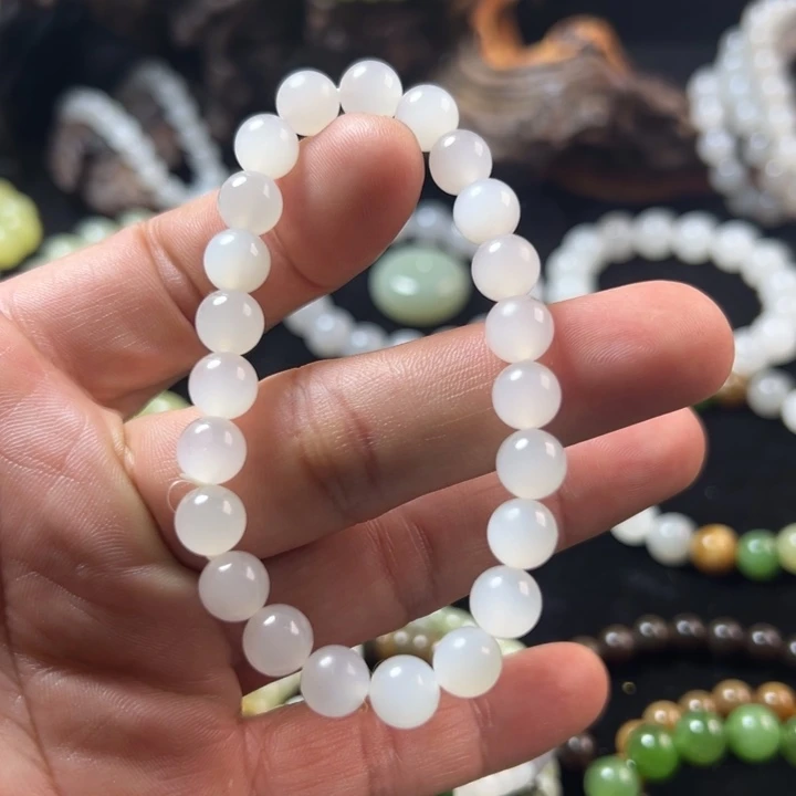 和田玉未镶嵌手串