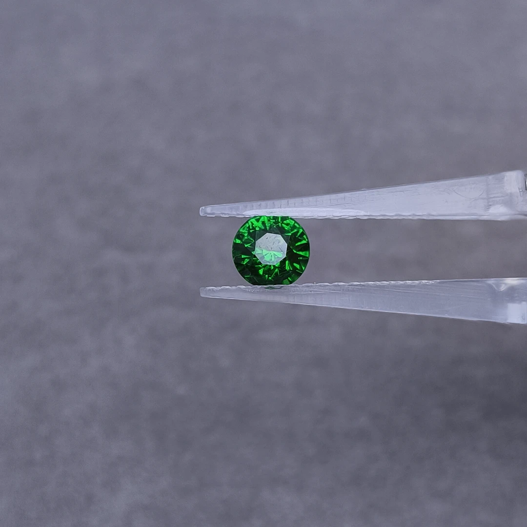 TVSvvP沙弗莱石-1.09ct（00988911）0112