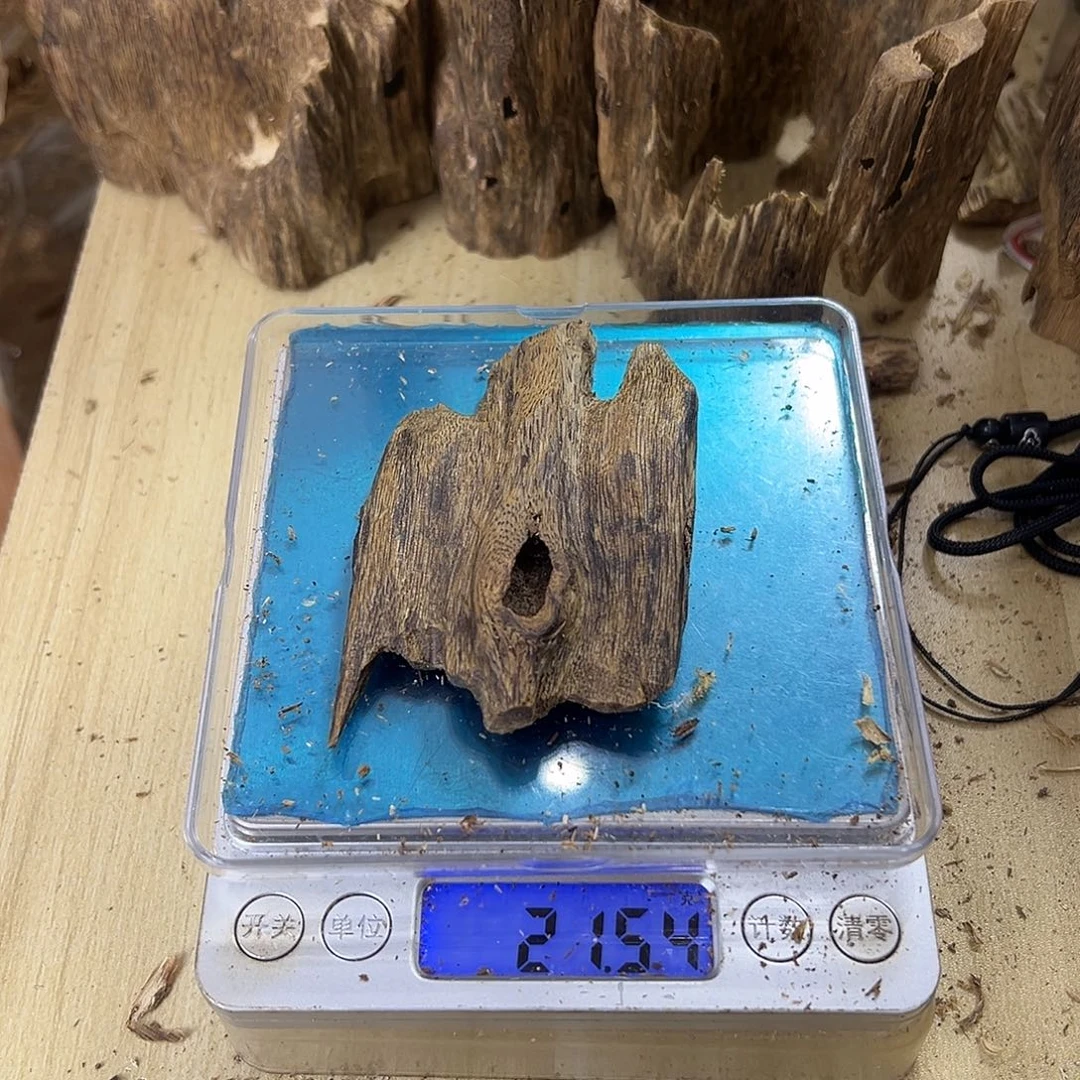 香料绿奇楠虫漏21克白棋