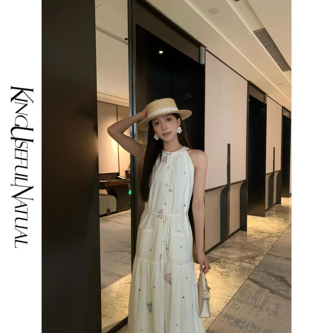 KUN【海岛繁花】率性气场 度假氛围棉布绣花挂脖刺绣无袖凉感连衣裙