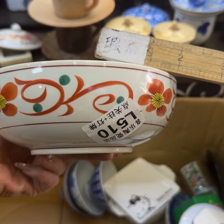 瓷片七****愁哈哈哈哈哈哈哈