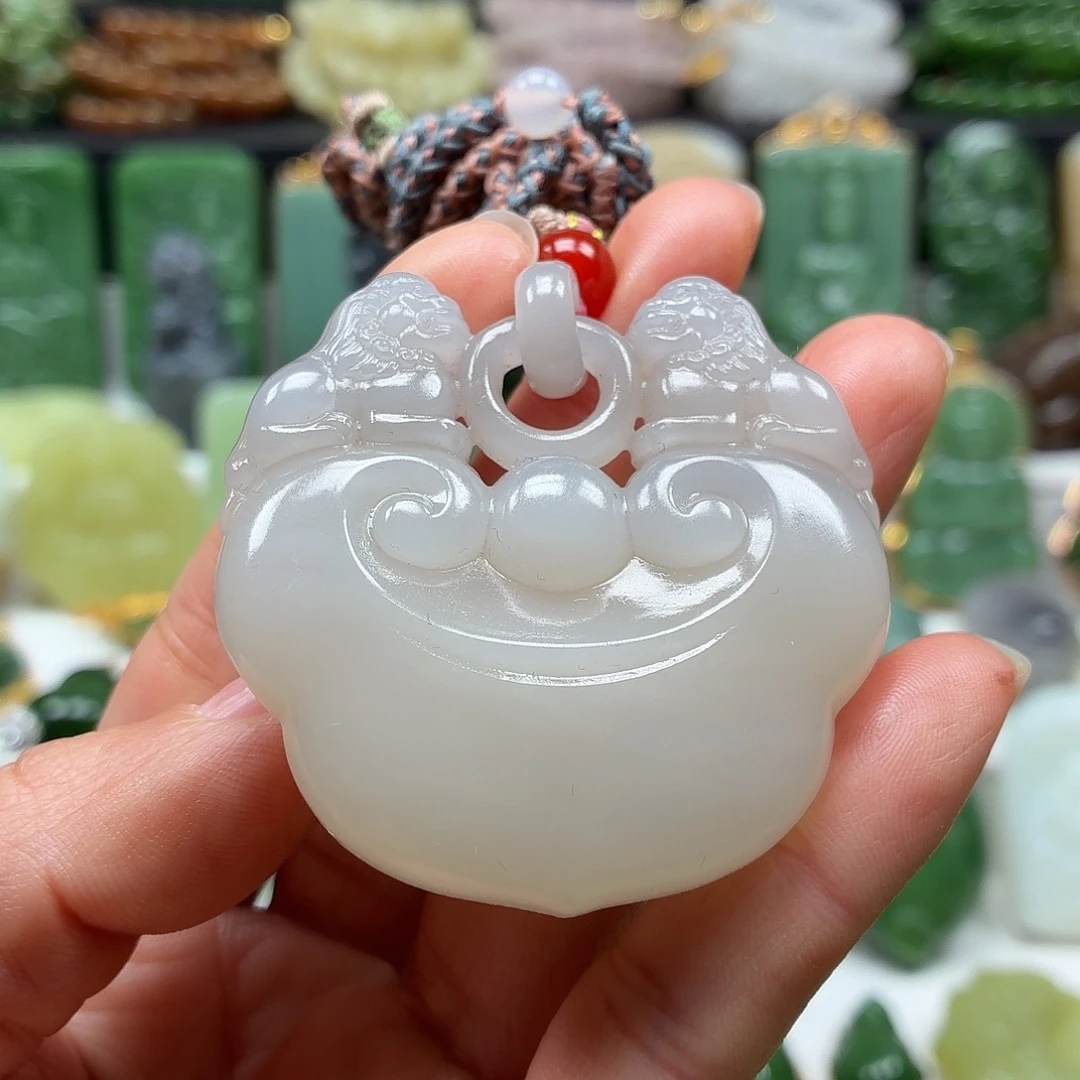 和田玉未镶嵌颈饰精品大漏