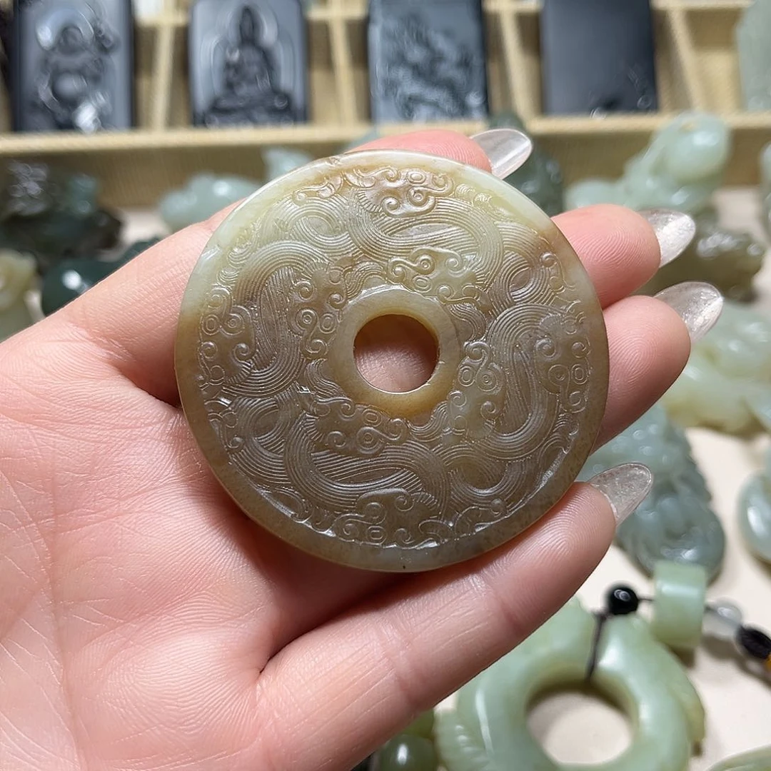 和田玉未镶嵌挂件