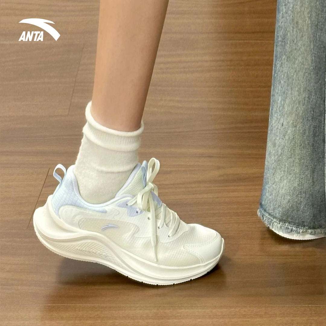 安踏跑步鞋女款2025冬季新款正品减震运动鞋软底透气轻便漫步女鞋