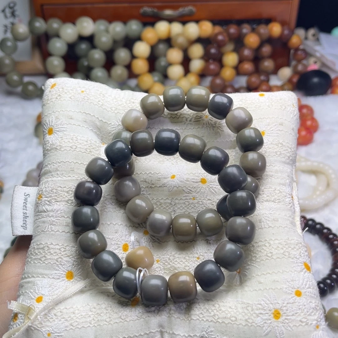 菩提根/象牙果吊坠蓝紫桶卡14  600