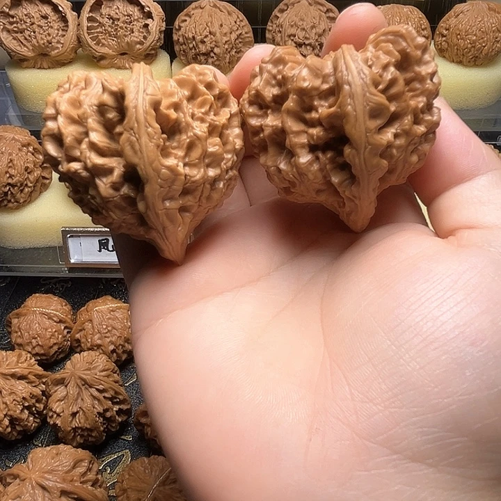 把件文玩核桃麒麟纹官帽