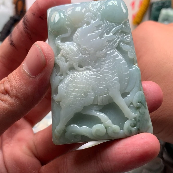 翡翠未镶嵌颈饰保真天然a货翡翠