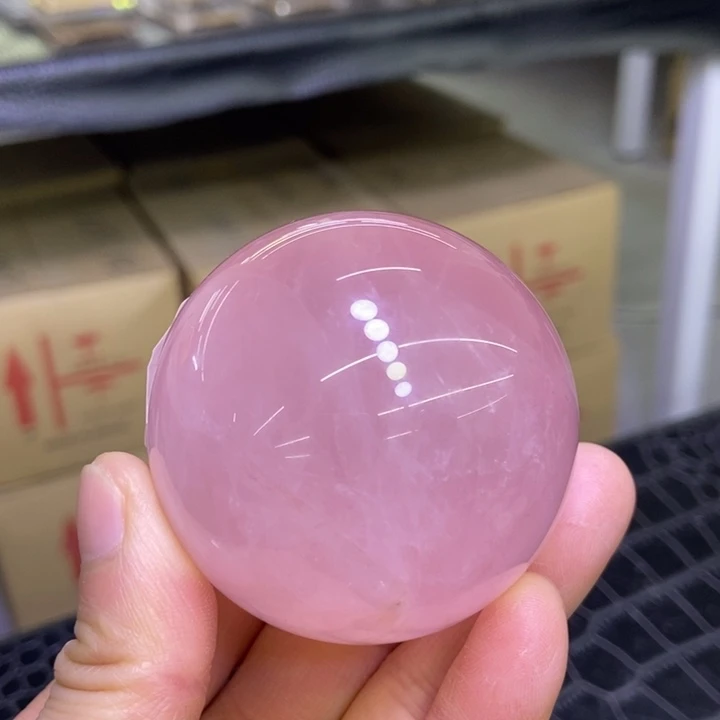 珠宝半成品水晶未镶嵌粉晶球