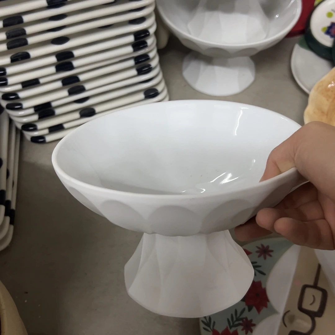 搪瓷微瑕白色果盘一个