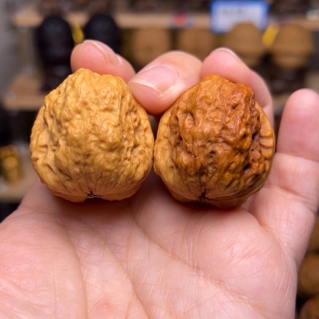 文玩核桃把件12w龙脊妖蟾37尺