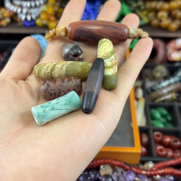 一***星玛瑙/玉髓颈饰未镶嵌