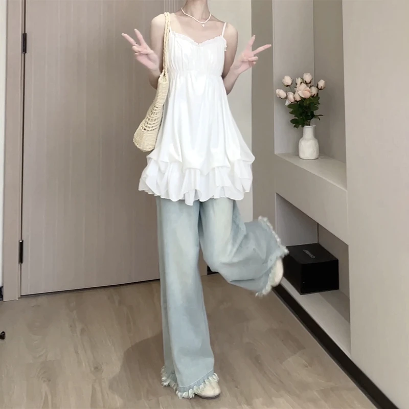 无袖白色吊带连衣裙女夏季2025新款小个子绝美海边度假沙滩花苞裙