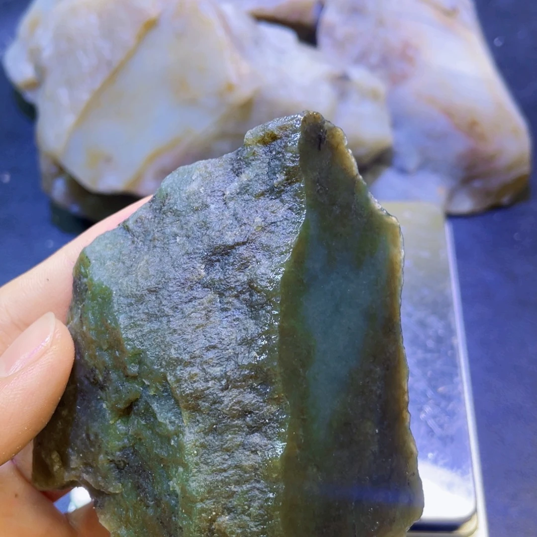 未镶嵌和田玉珠宝半成品