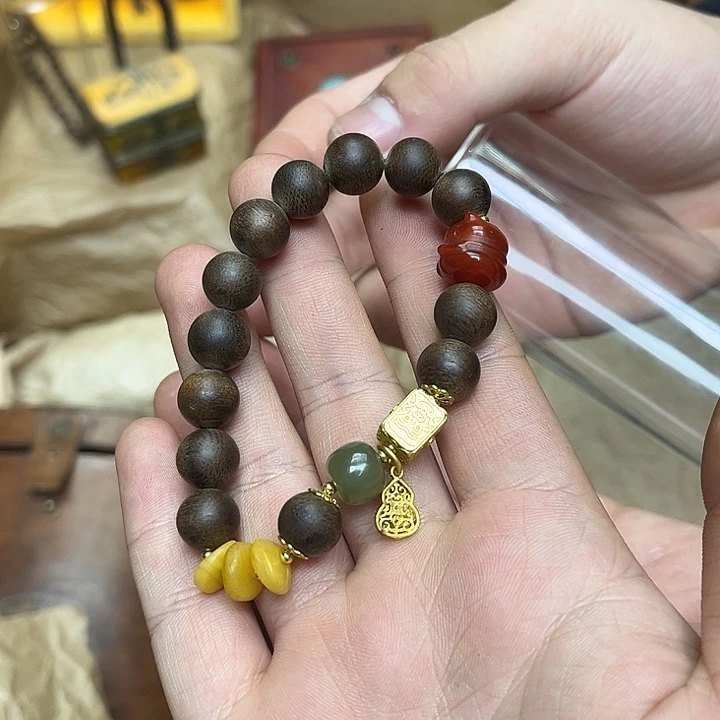 大叶紫檀（黑酸枝木类）