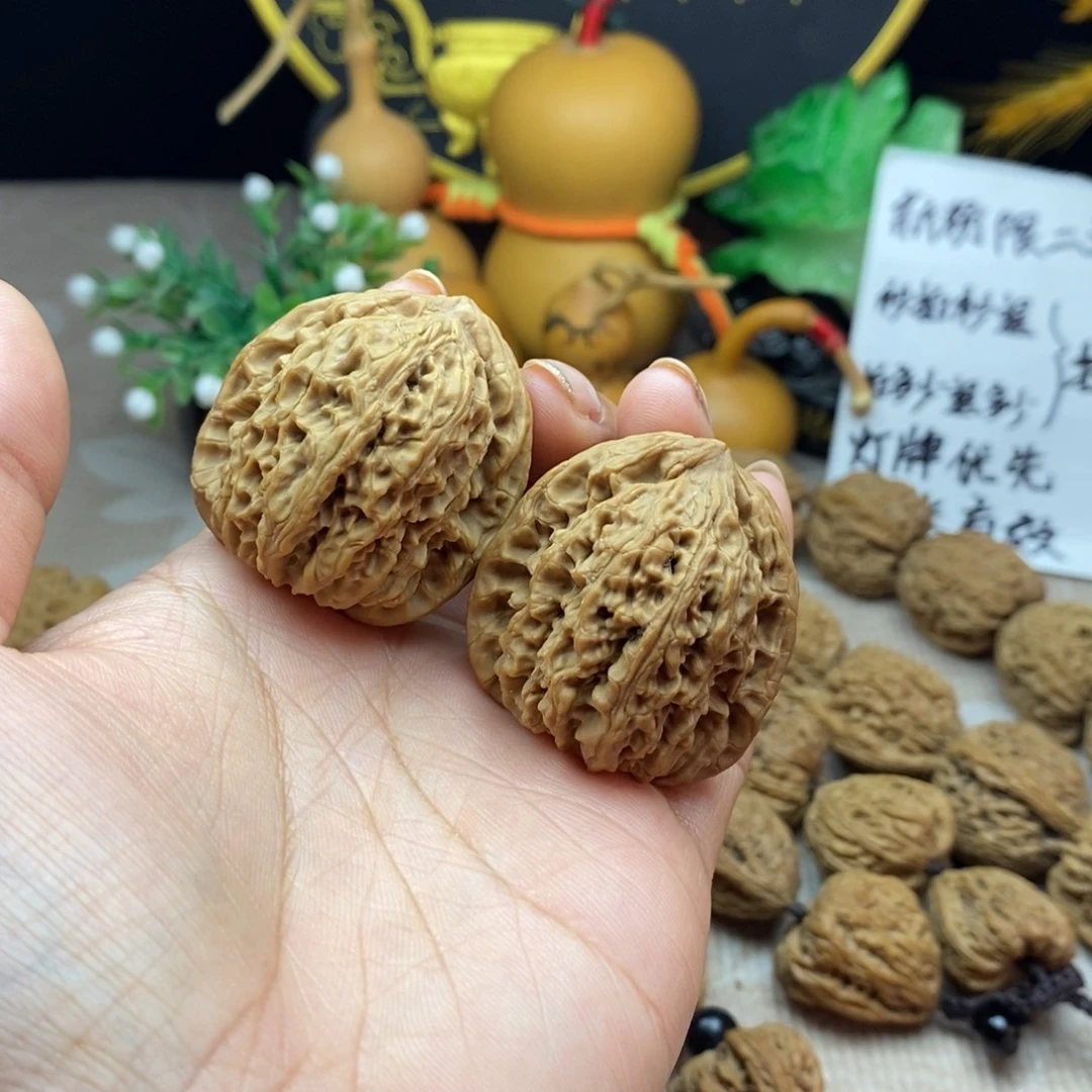 吊坠文玩核桃南疆