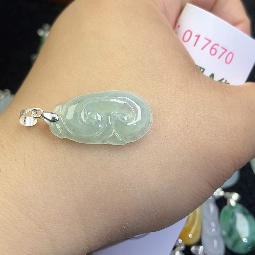 翡翠未镶嵌颈饰天然