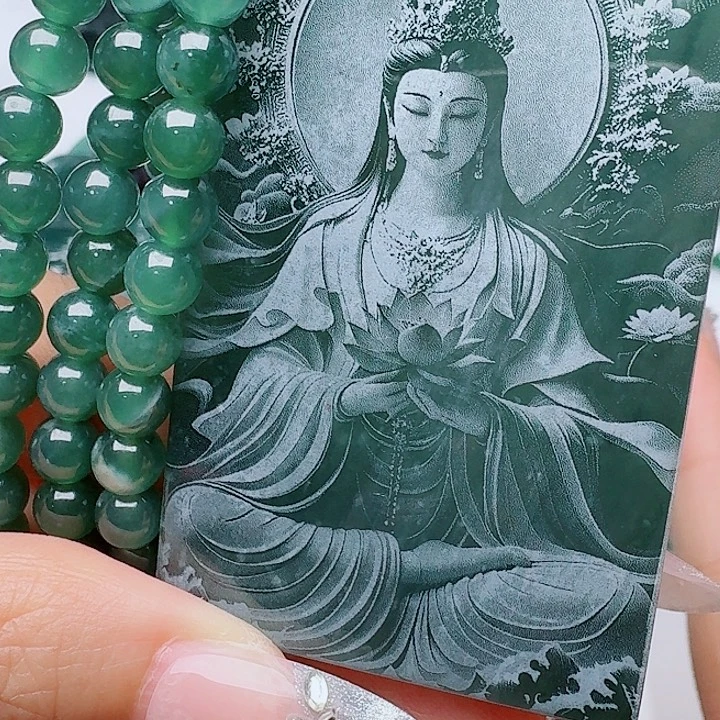 翡翠未镶嵌颈饰111