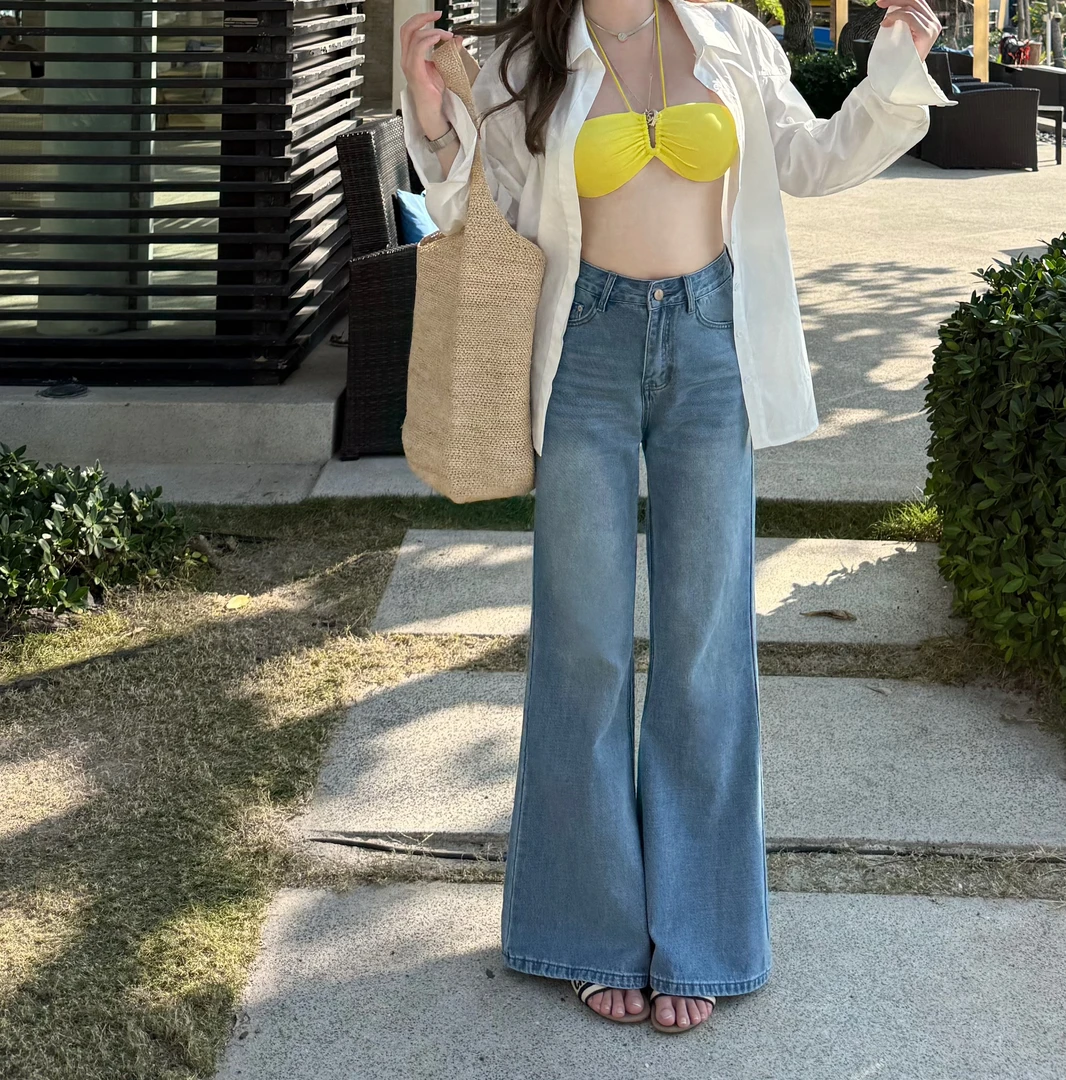 愉悦 时尚复古牛仔裤女春季百搭宽松直筒微喇裤喇叭裤子 81743