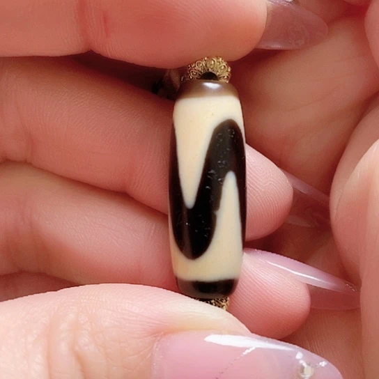 玛瑙/玉髓颈饰合金