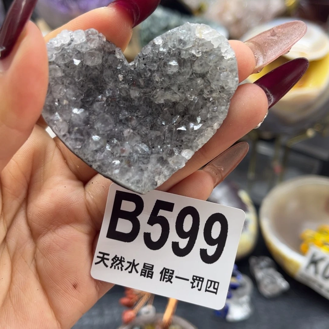 水晶大型摆件（非配饰）未镶嵌