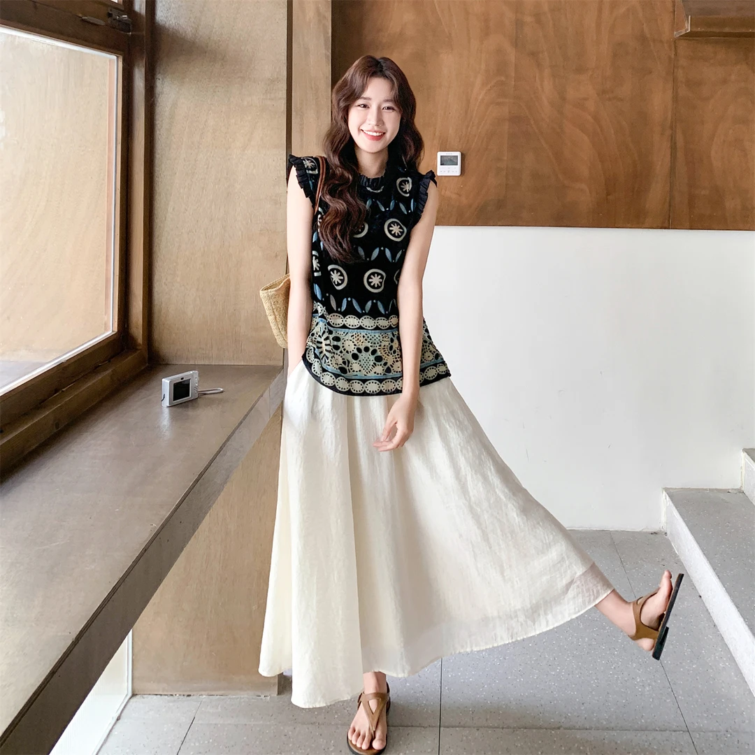 碎花刺绣无袖背心上衣半身裙套装女夏巨好看度假风流行小众两件套