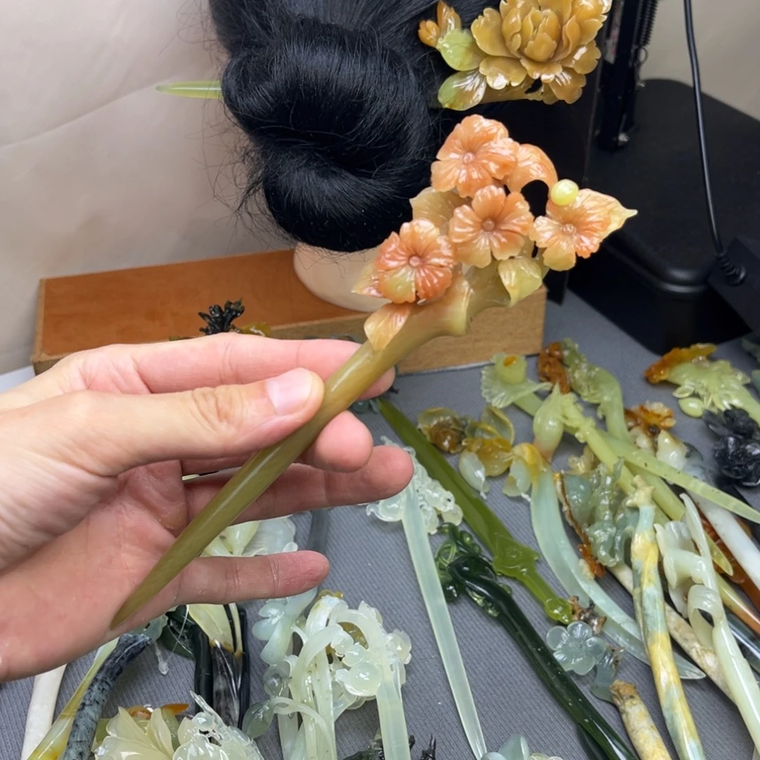 蛇纹石玉未镶嵌发饰