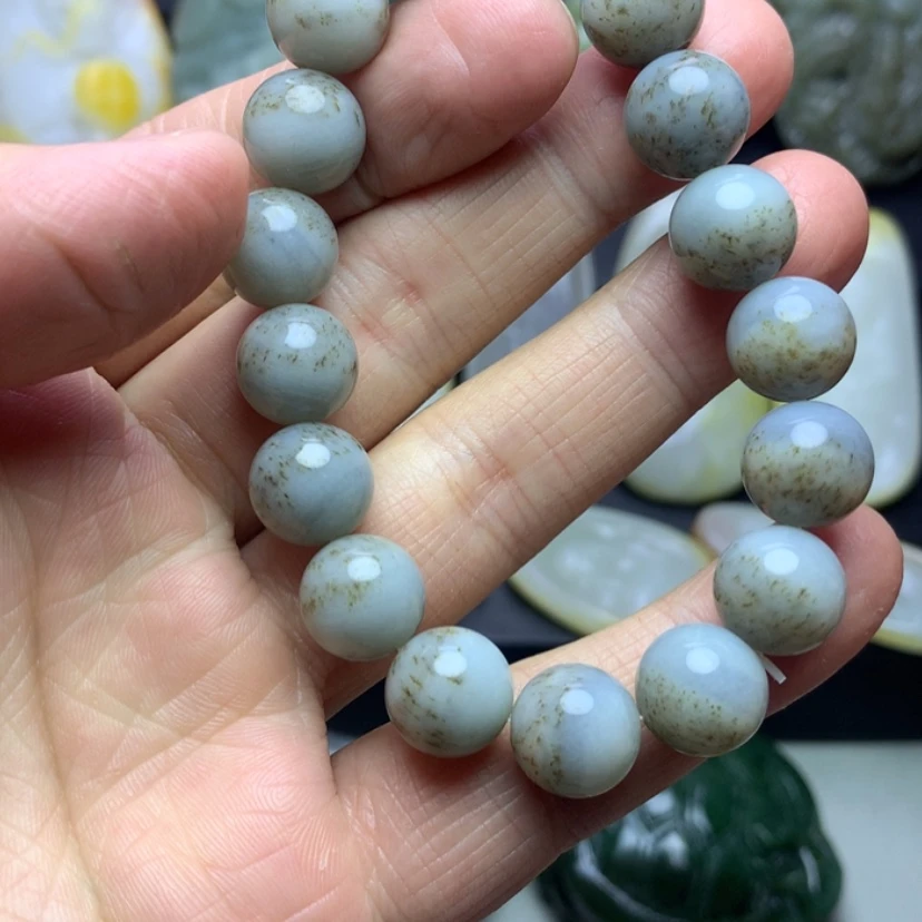 【闪购商品】颈饰未镶嵌和田玉