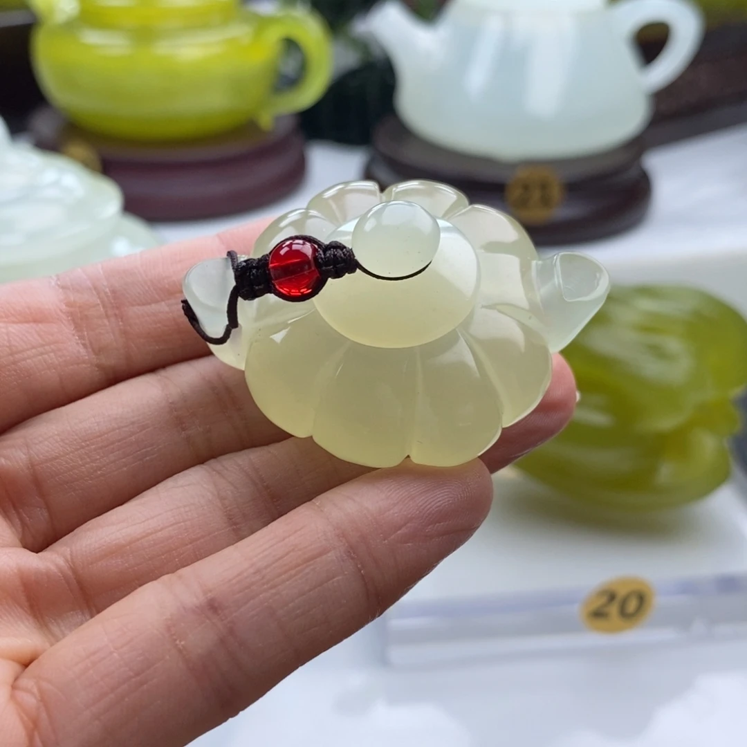 岫玉未镶嵌四大名玉手把壶