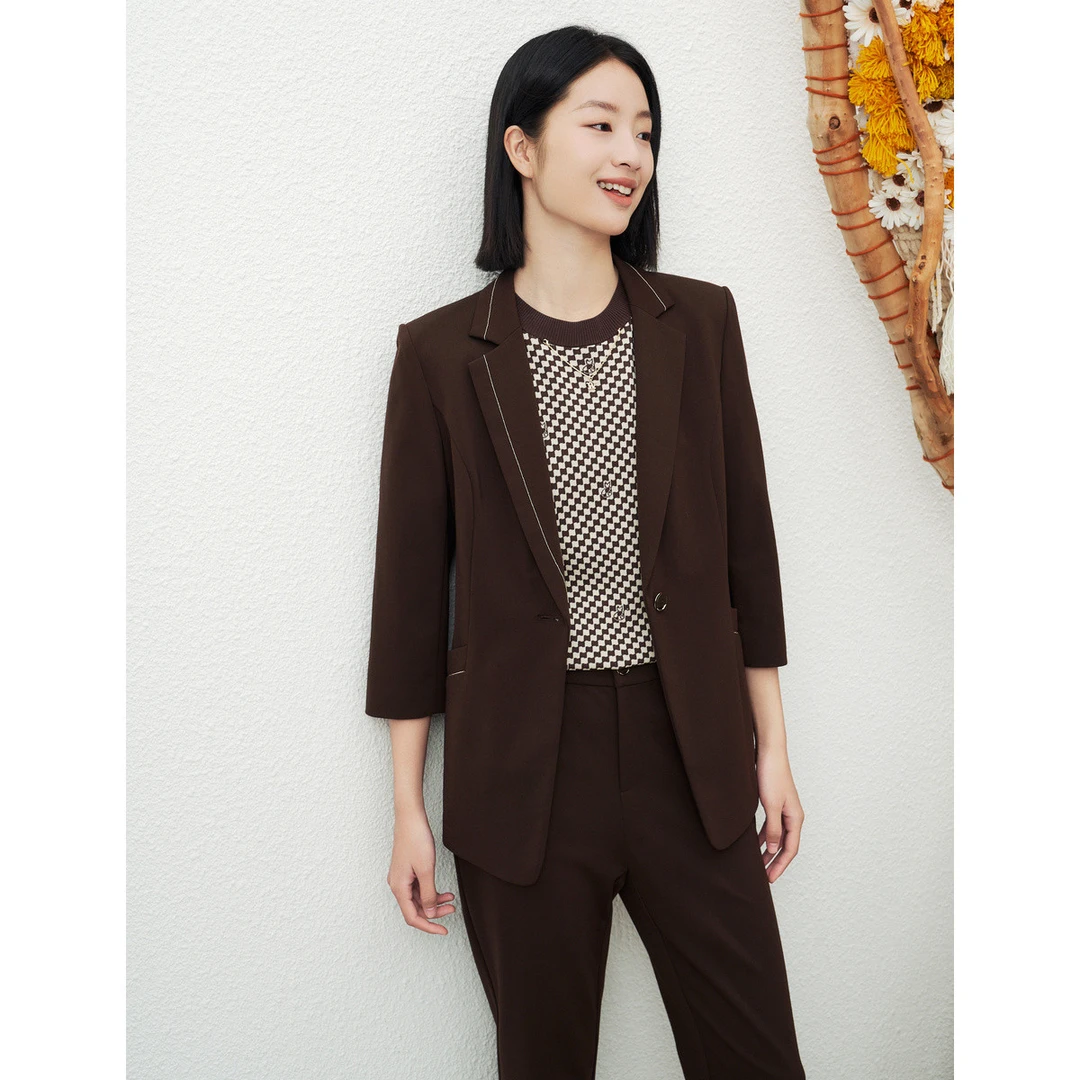 【众心专享价】女西服干练设计感西装领外套EA00922C7