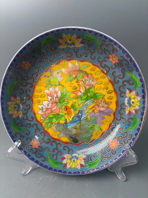 内掐丝珐琅彩花鸟纹圆盘摆件