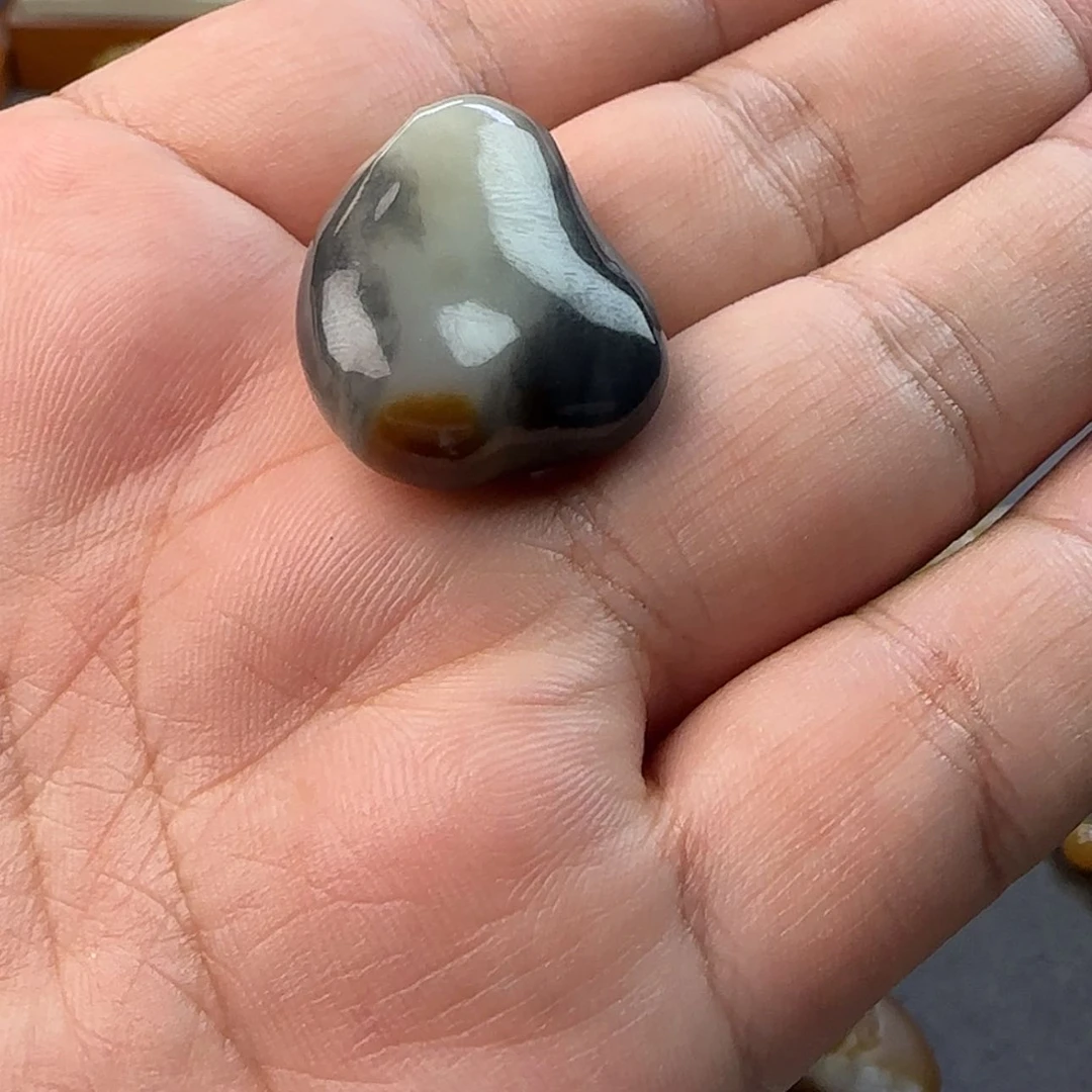 【闪购商品】和田玉颈饰未镶嵌见***动