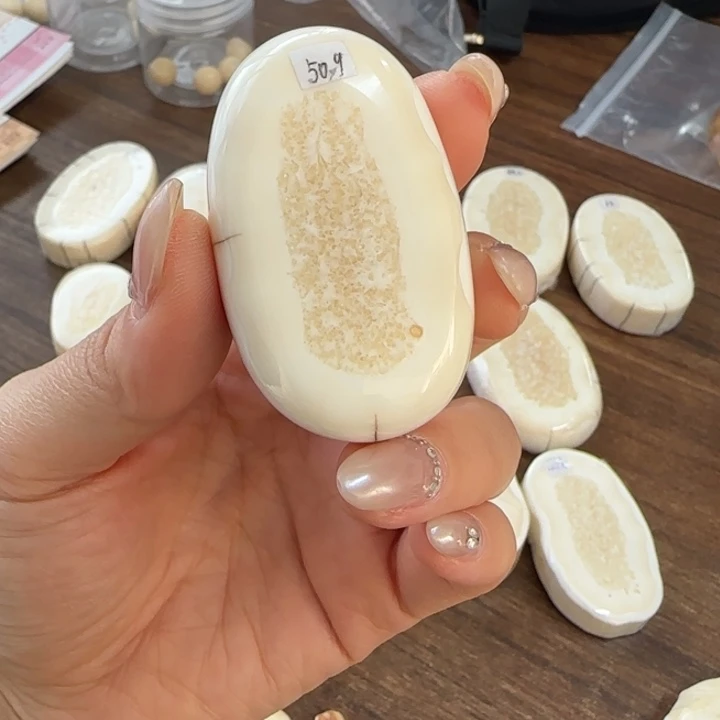 琉璃/树脂/塑料类胖肥皂