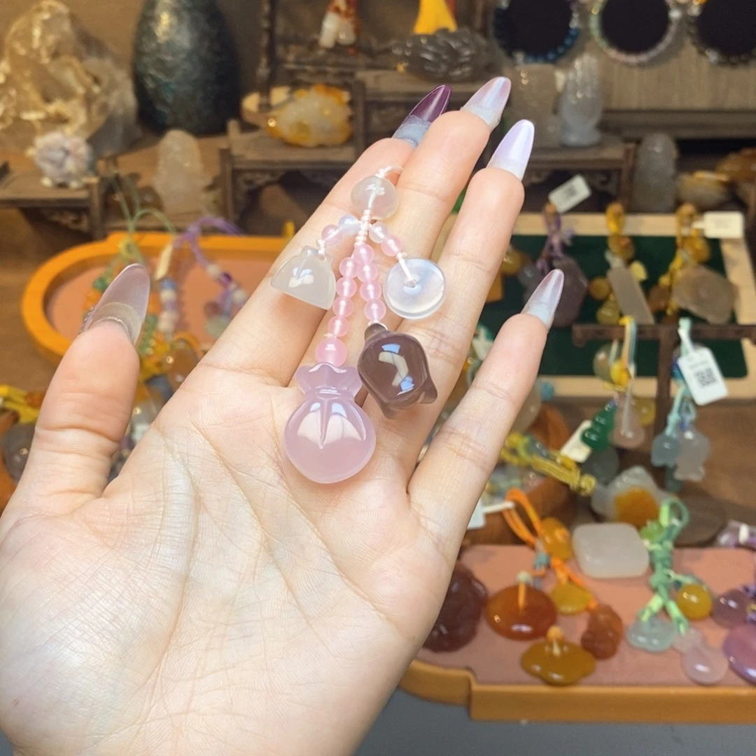 未镶嵌车挂玛瑙/玉髓挂件
