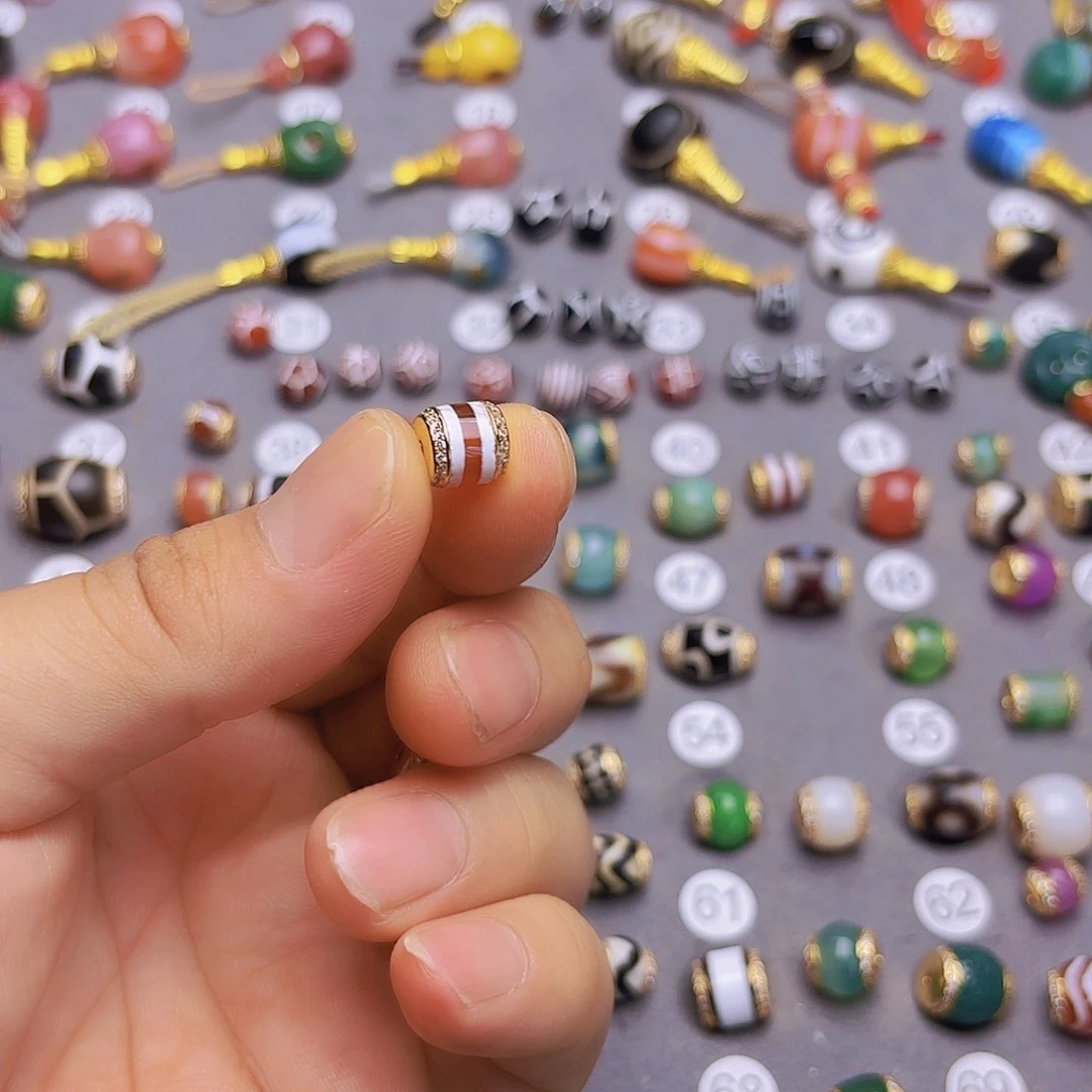 张***v玛瑙/玉髓隔珠未镶嵌