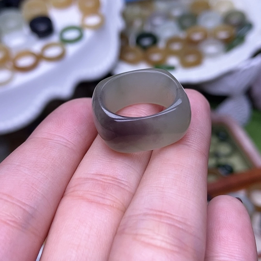 未镶嵌戒指和田玉18.1转角爱